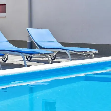Adriatic Horizon Villa *